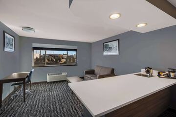 Room 40 of 71