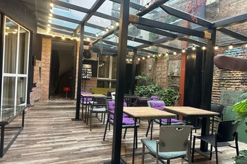 Children's play area - indoor