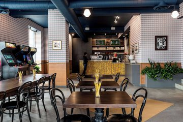 Coffee shop