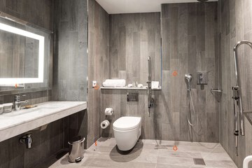 Bathroom shower