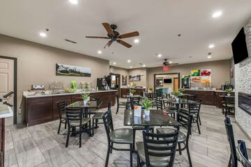 Breakfast area