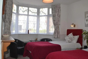 guest_rooms