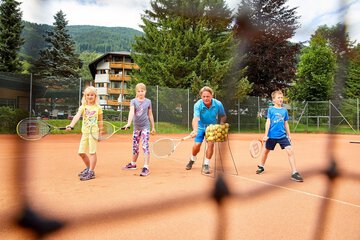 Tennis court