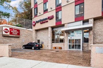 Best Western Plus Stadium Inn