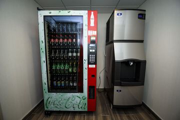 Vending machine