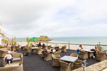 Beach bar