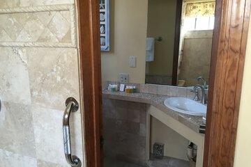 Bathroom sink