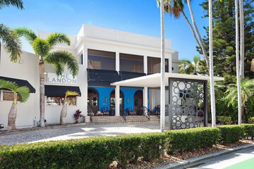 The Landon Bay Harbor Miami Beach Ascend Hotel Collection
