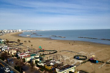 Beach/ocean view