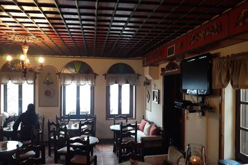 Sports bar