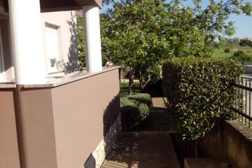 Photo 49