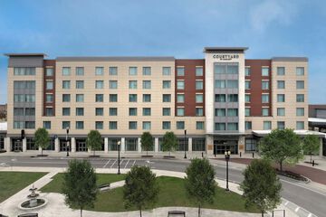 Courtyard Muncie at Horizon Convention Center