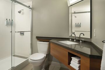 Room 34 of 65