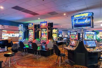 Entertainment 38 of 47