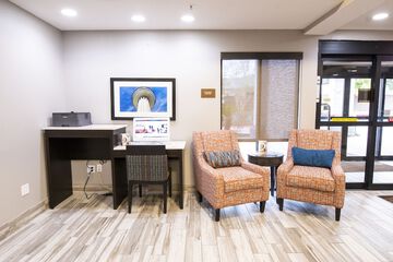 Business Center 59 of 59