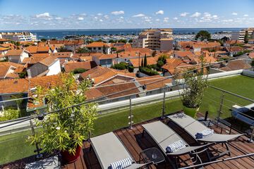 Rooftop terrace