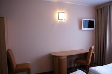 Photo 33