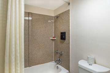 Room 41 of 46