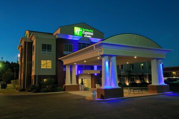 Holiday Inn Express Hotel & Suites Brookhaven by IHG