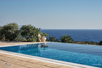 Private pool