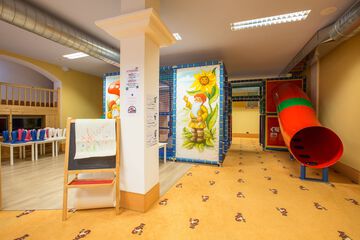 Children's play area - indoor