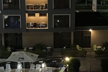 Poolside bar