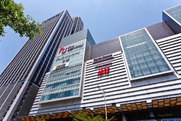 Shopping mall