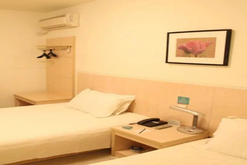 guest_rooms