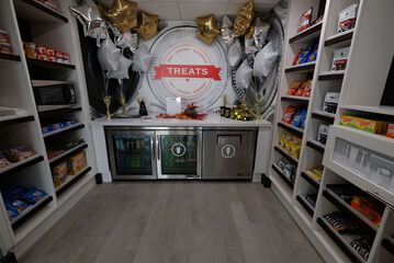 Snack bar
