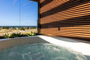 Indoor spa tub