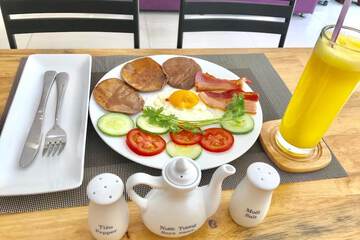 Breakfast meal