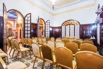 Meeting facility