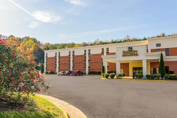 Hotel 3 of 49