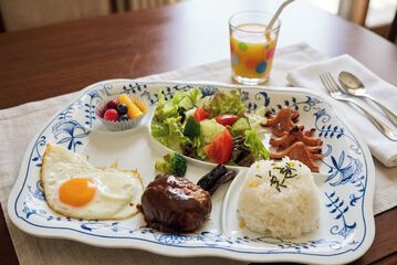 Breakfast meal