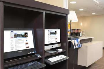 Business Center 36 of 36