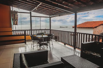 Beach/ocean view