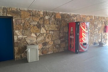 Vending machine