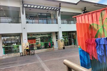 Coffee shop