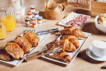 Breakfast buffet