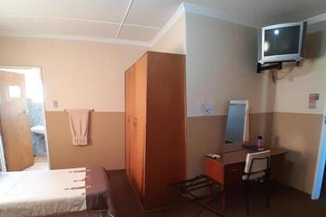 Photo 17