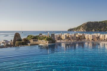 Rooftop pool