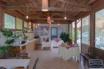 Tasting room