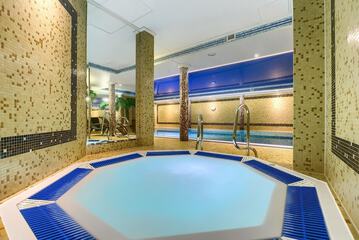 Jetted tub