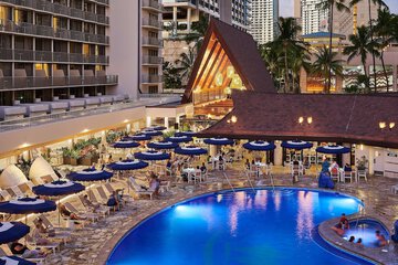 OUTRIGGER Reef Waikiki Beach Resort