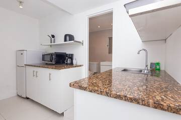 Private kitchenette