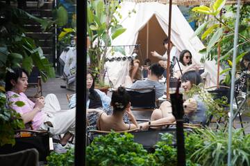Coffee shop