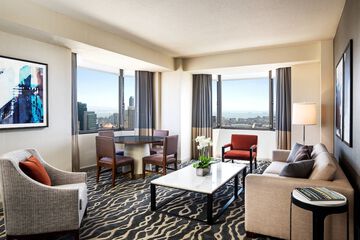 Room 73 of 135