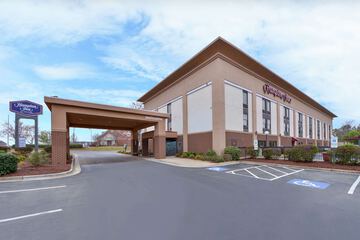 Hampton Inn Raleigh / Clayton I-40