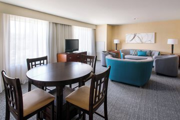 Room 21 of 33