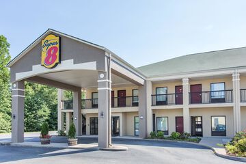 Super 8 by Wyndham Petersburg